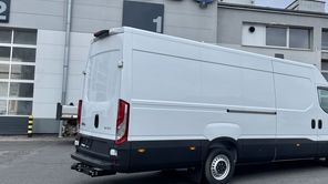 IVECO Daily 35S18A8 V FURGON