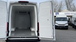 IVECO Daily 35S18A8 V VAN IZOTERMA