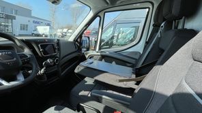 IVECO Daily 35S18A8 V FURGON
